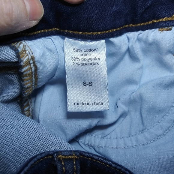 3/$18 Maurices Dark Wash Denim Jeggings - Picture 8 of 10